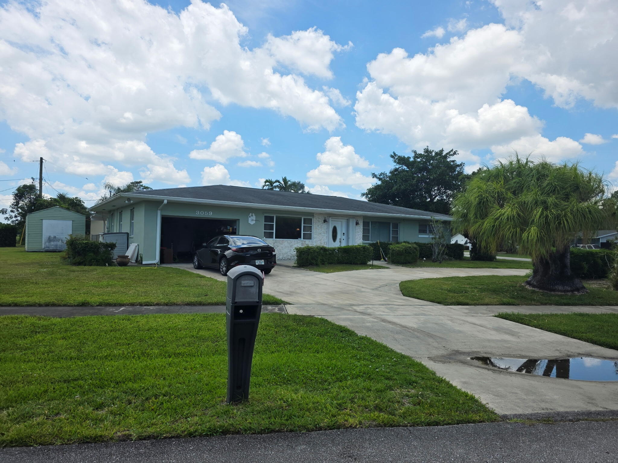 3059 W Medinah Cir Circle W