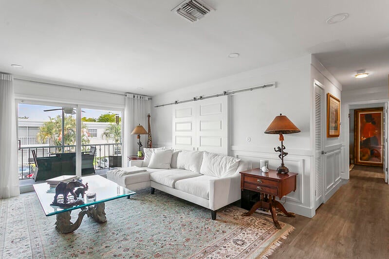 6471 Bay Club Drive 3