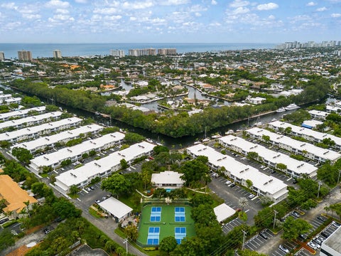 Tiny photo for 6471 Bay Club Drive #3, Fort Lauderdale, FL 33308 (MLS # B26058830)