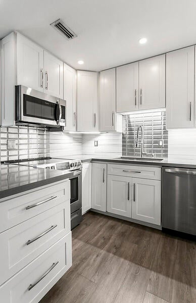 Tiny photo for 6471 Bay Club Drive #3, Fort Lauderdale, FL 33308 (MLS # B26058830)