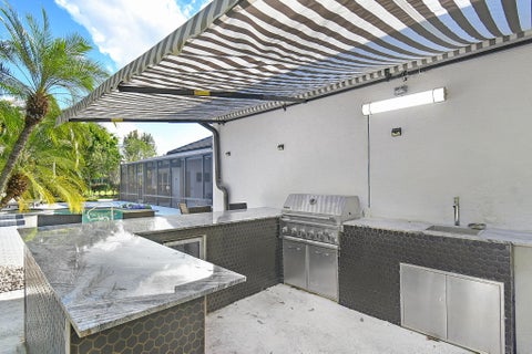 Tiny photo for 15700 Carrera Lane, Wellington, FL 33414 (MLS # B26068109)