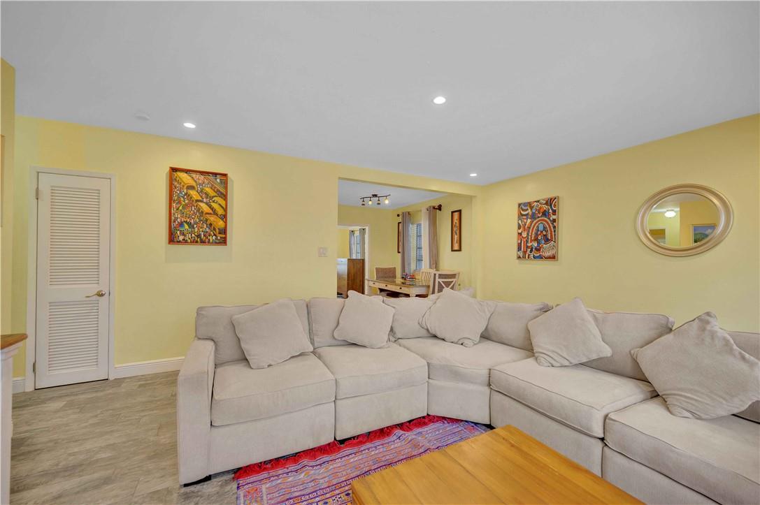 Poinsettia Heights - Residential Lease