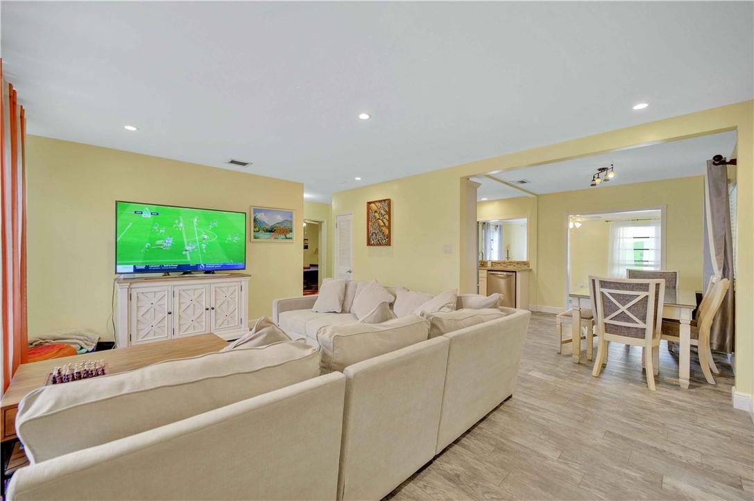 Poinsettia Heights - Residential Lease