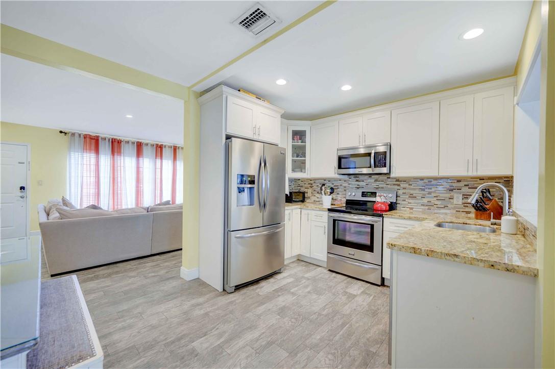 Poinsettia Heights - Residential Lease