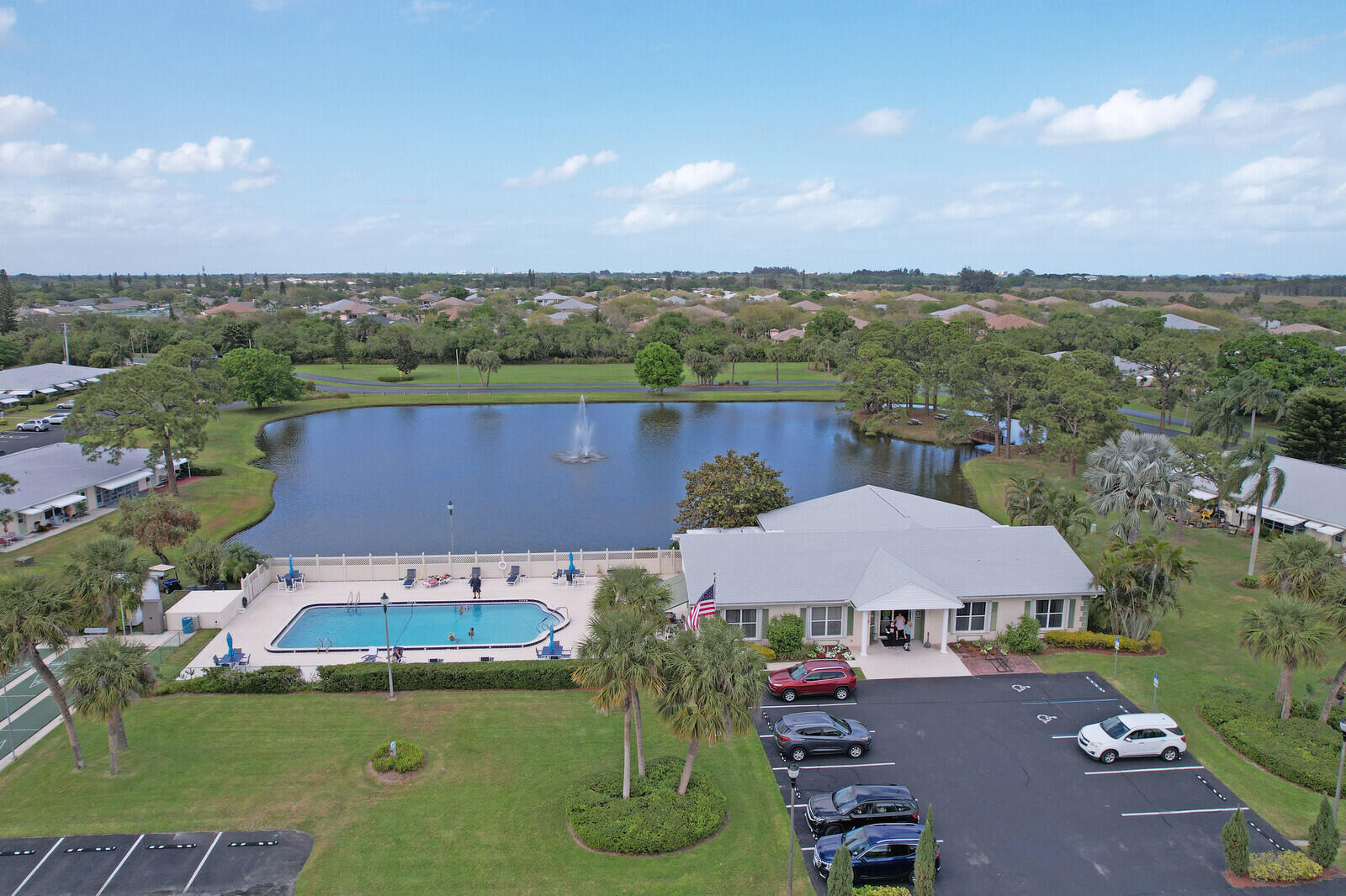 HIGH POINT OF FORT PIERCE CONDOMINIUM SECTION 1 - Residential