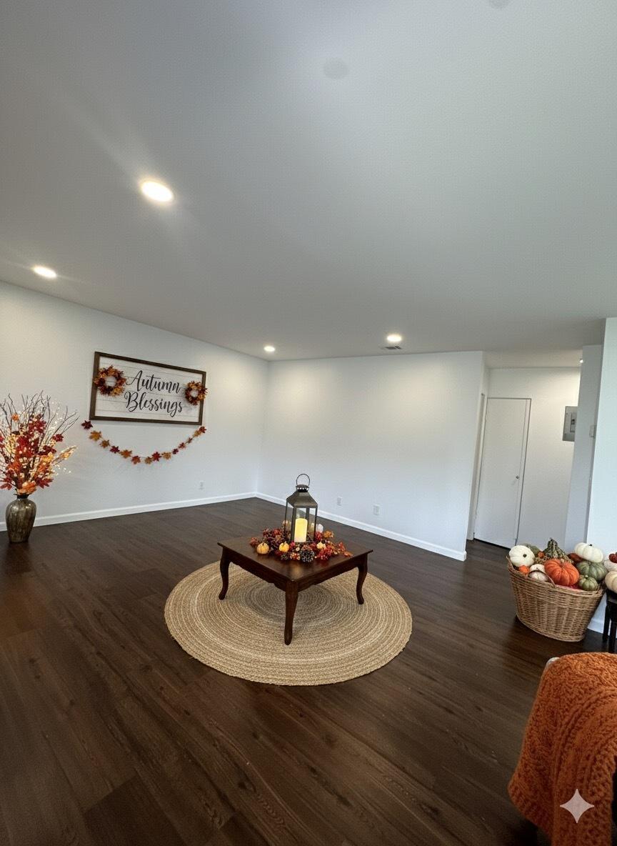 TIFFANY LAKE COND PHASE T - Residential Lease