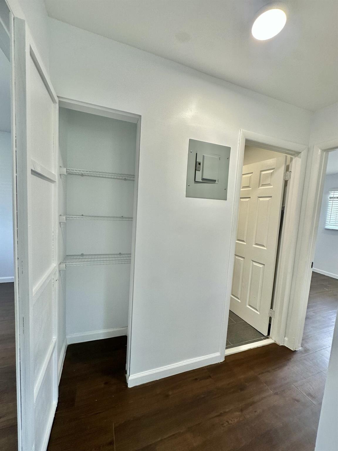 TIFFANY LAKE COND PHASE T - Residential Lease