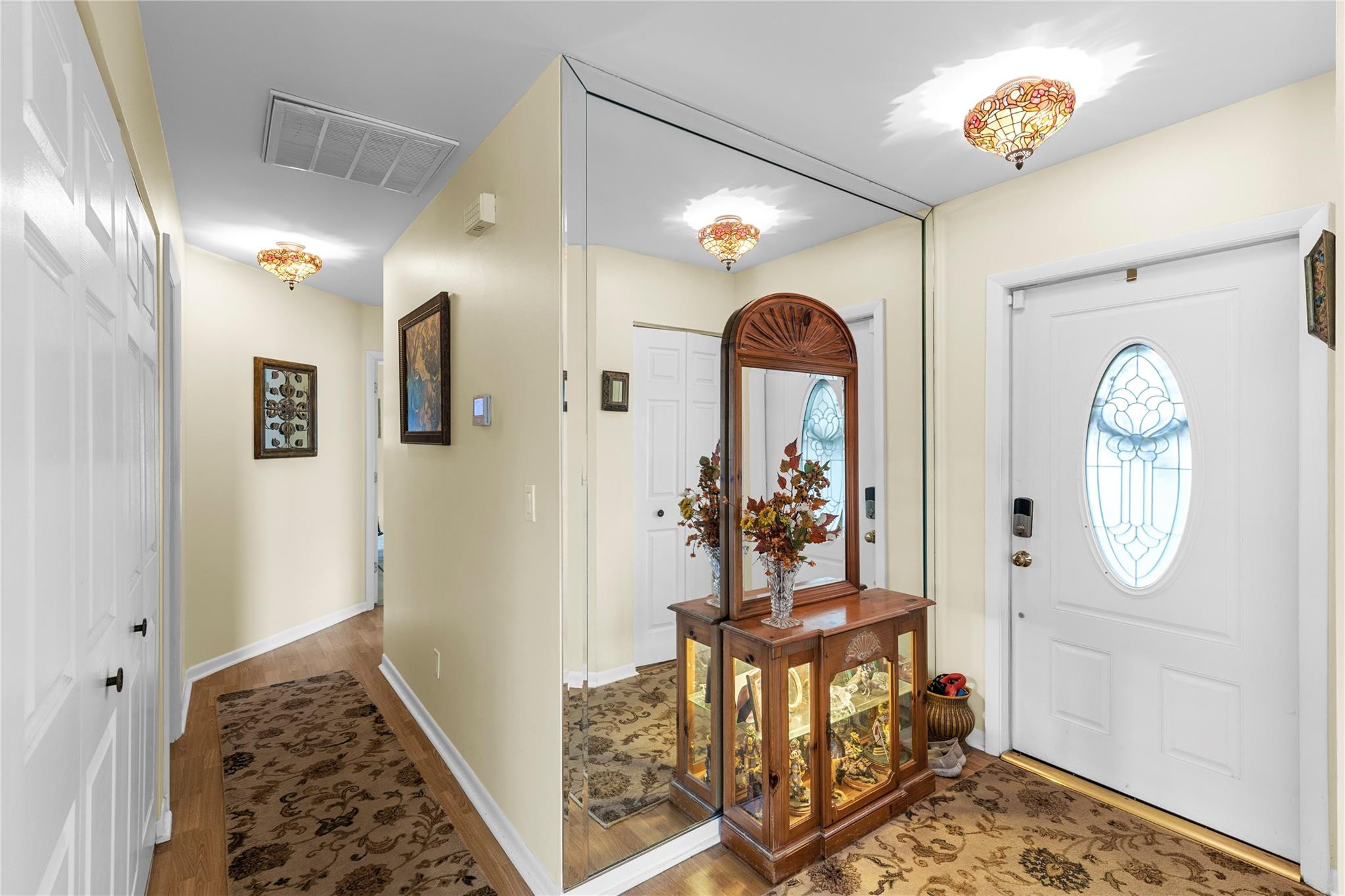 2933 Myrtle Oak Circle