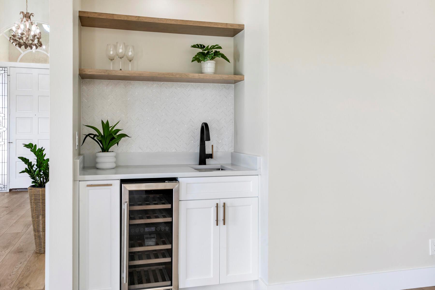 WINDRIFT AT JONATHANS LAN - Residential