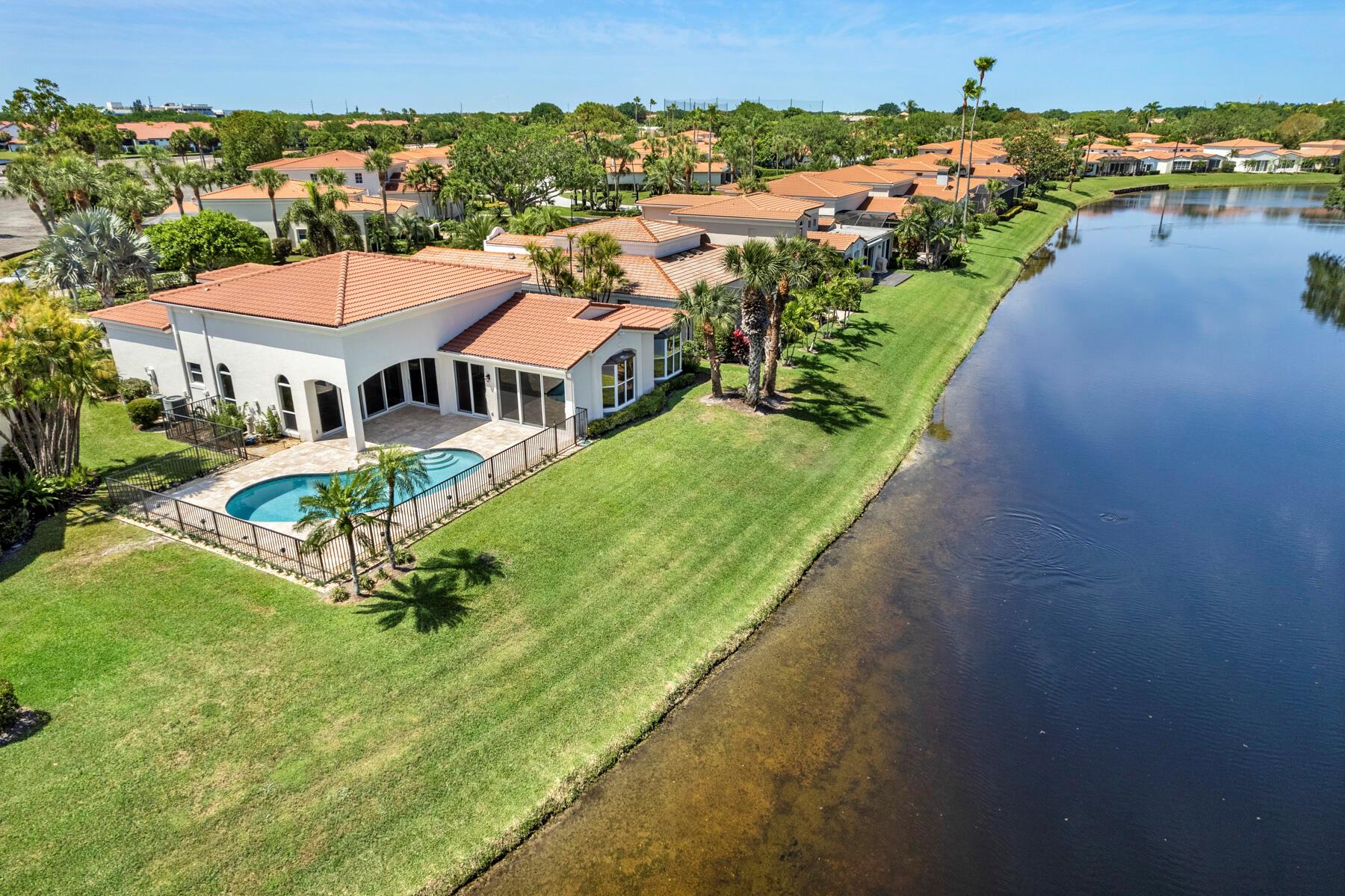 WINDRIFT AT JONATHANS LAN - Residential