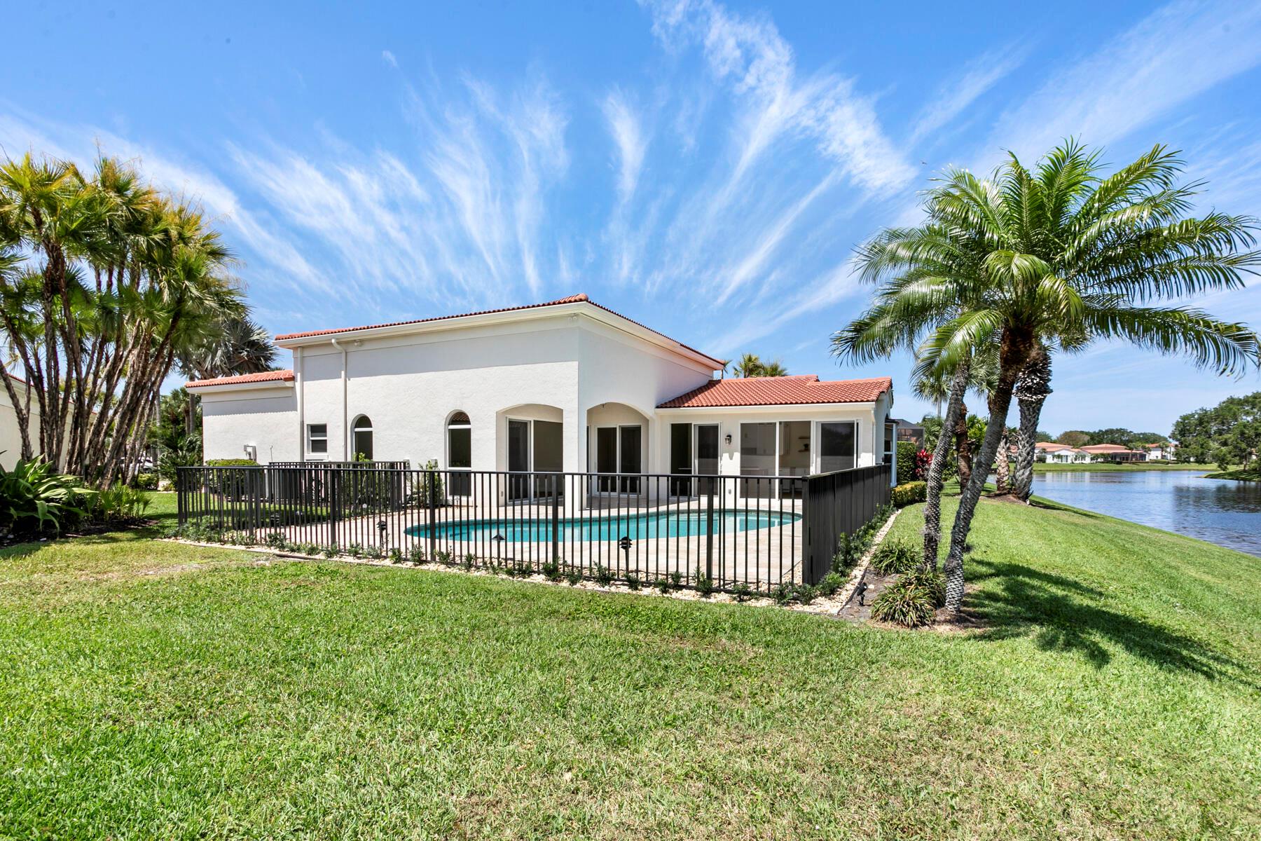 WINDRIFT AT JONATHANS LAN - Residential