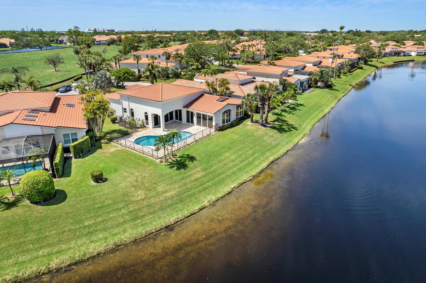 WINDRIFT AT JONATHANS LAN - Residential