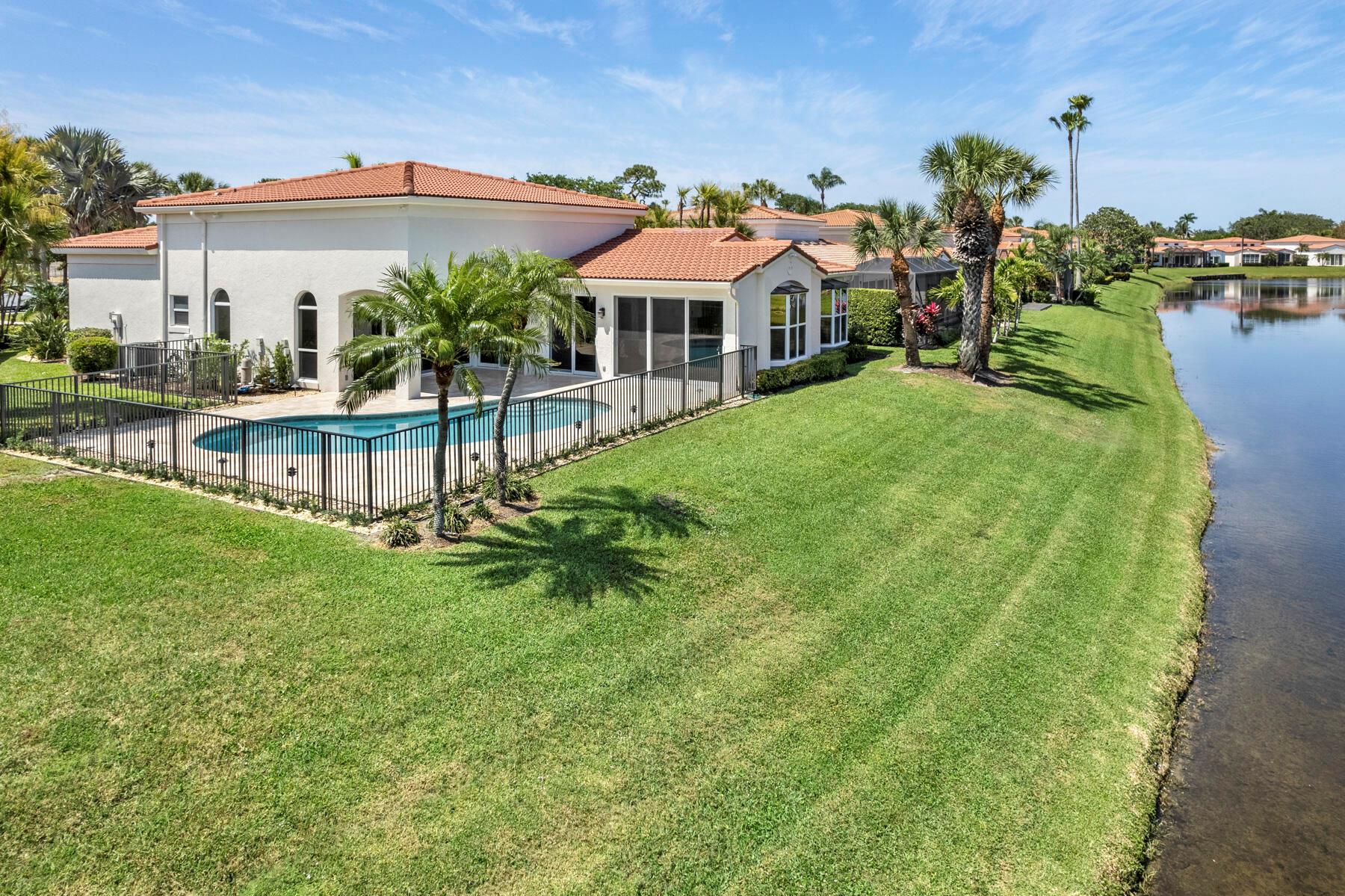 WINDRIFT AT JONATHANS LAN - Residential