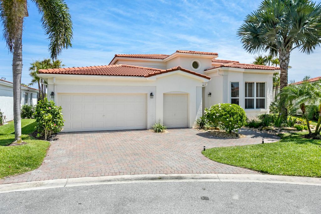 Photo of 15810 Windrift Drive, Jupiter, FL 33477 (MLS # R10975641)