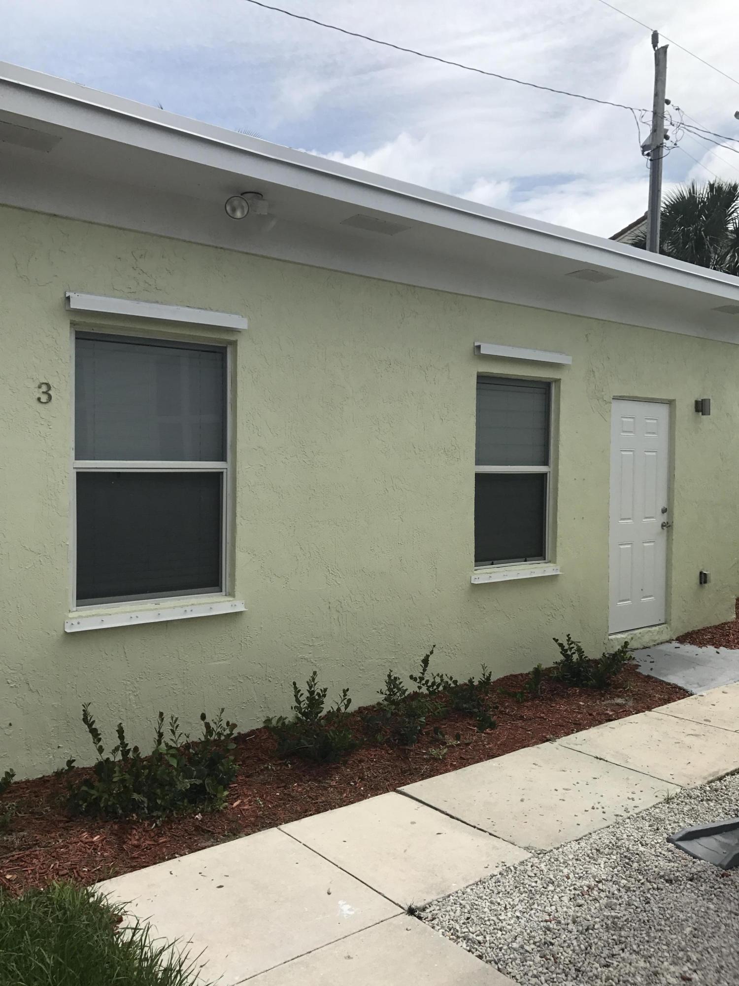 A unique opportunity to live in a BRAND NEW apartment steps from Antique Row in West Palm Beach. This is a 1 bedroom 1 bathroom apartment. The property has been fully renovated and everything is brand new. Kitchen and living area boast an open floor plan, hardwood cabinets, granite countertops, new stainless steel appliance, and new GE washer and dryer. Conveniently located off Dixie Hwy and Southern Blvd giving you access to downtown WPB, Palm Beach Island, PBI, PBA and more.