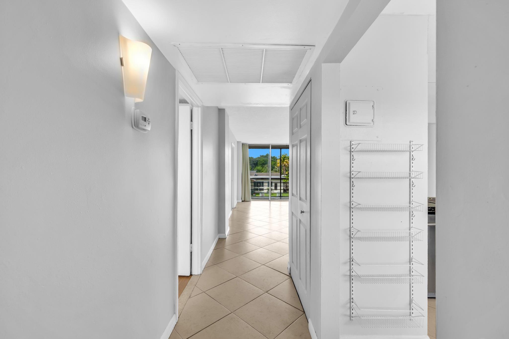 110 Royal Park Dr 2G