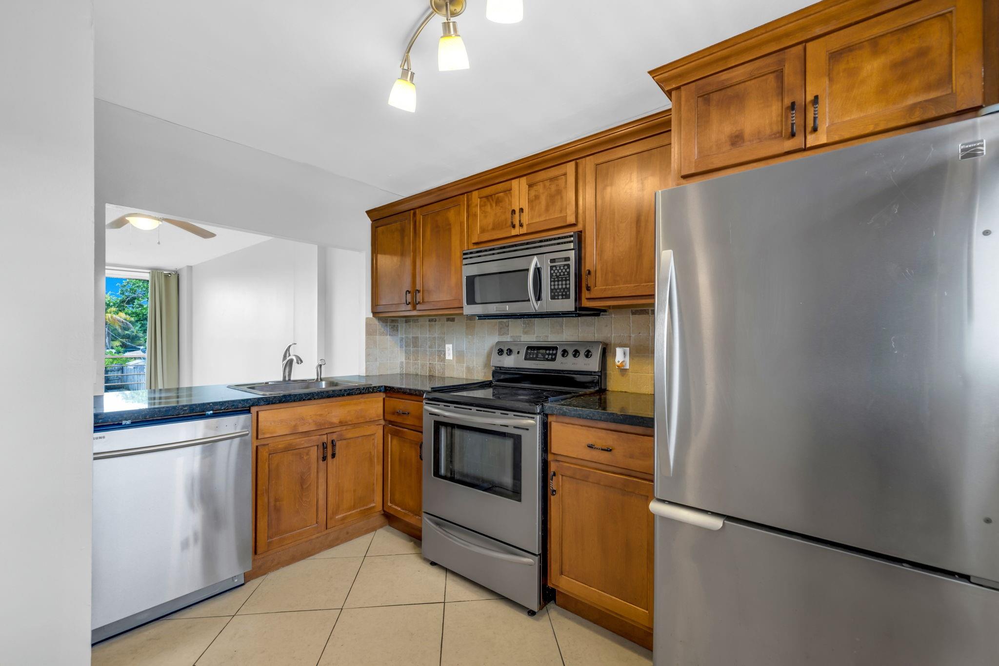 110 Royal Park Dr 2G