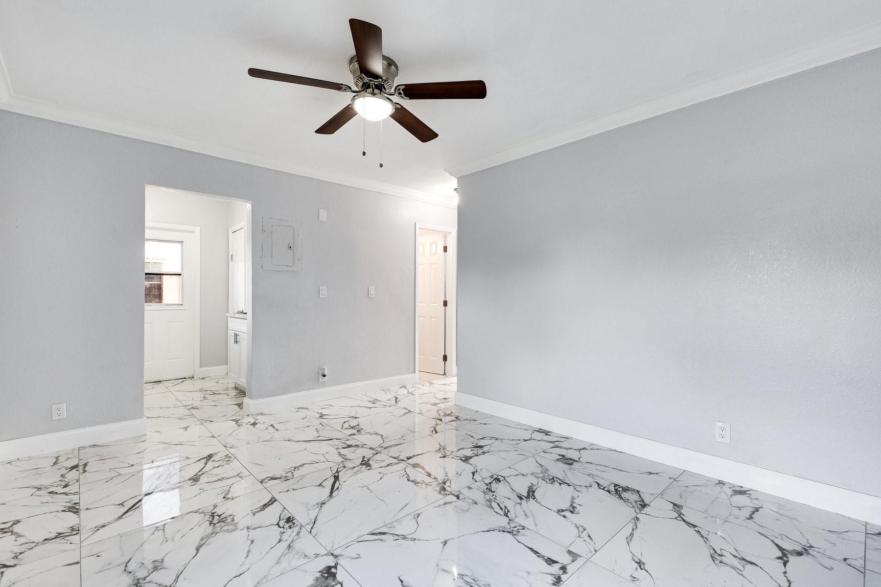1729 Lauderdale Manor Drive