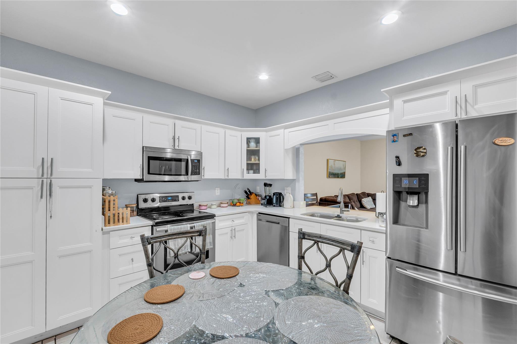 8933 NW 54th St