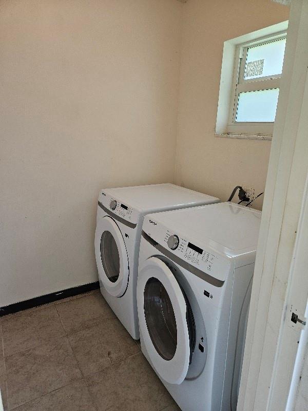 The Manors Twnhs 14-15 Co - Residential Lease