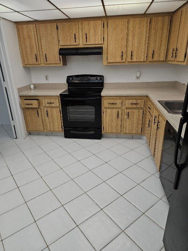 The Manors Twnhs 14-15 Co - Residential Lease