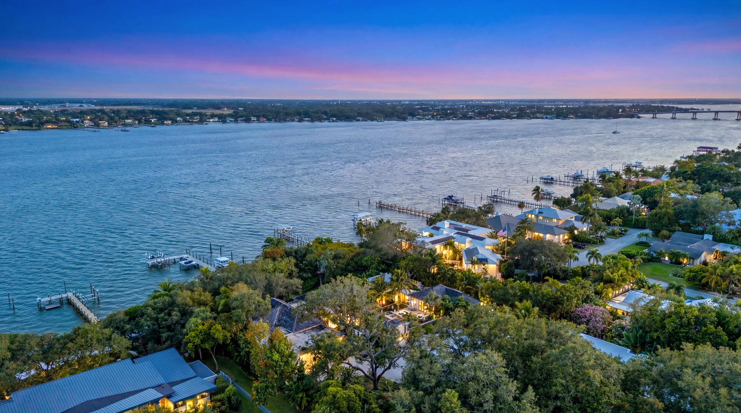 109 S River Road