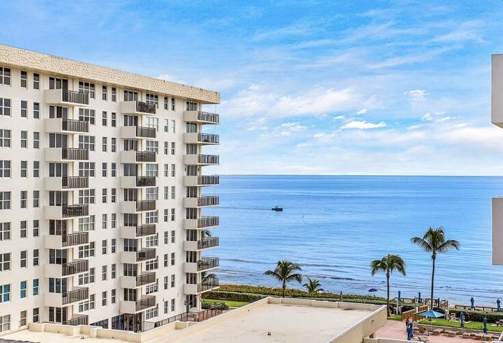 1147 Hillsboro Mile 701