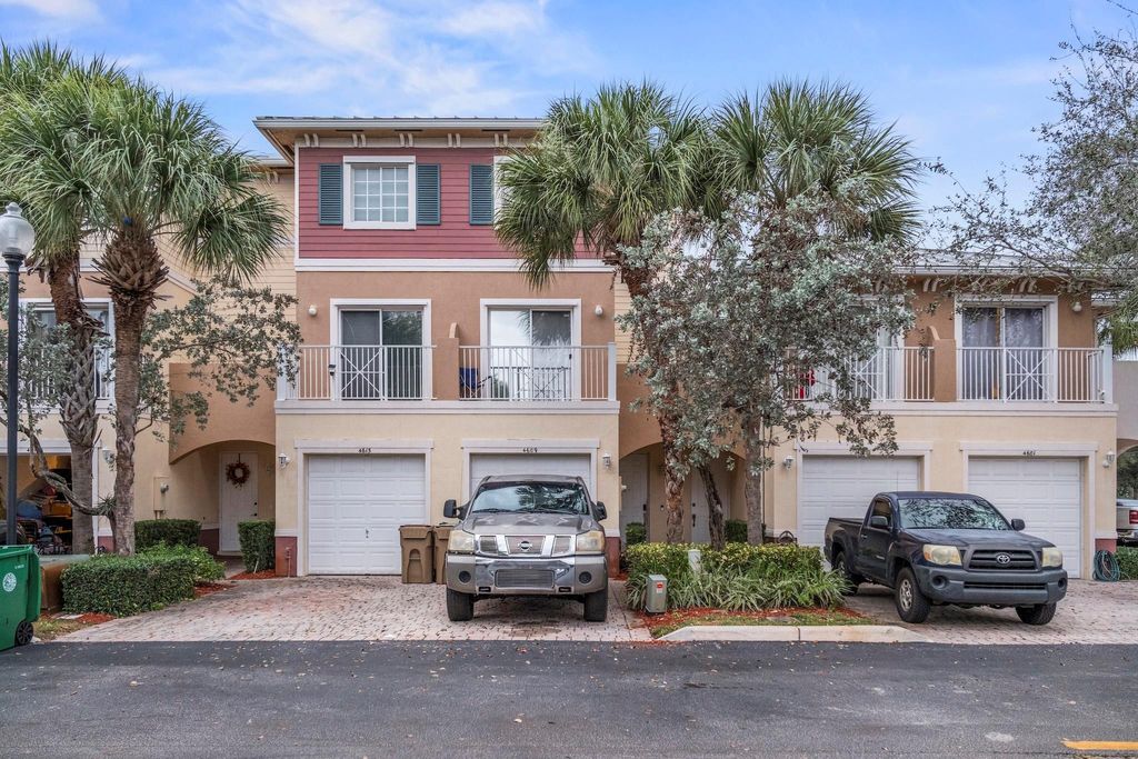 Photo of 4609 SW 75th Way #4609, Davie, FL 33314 (MLS # F10548830)