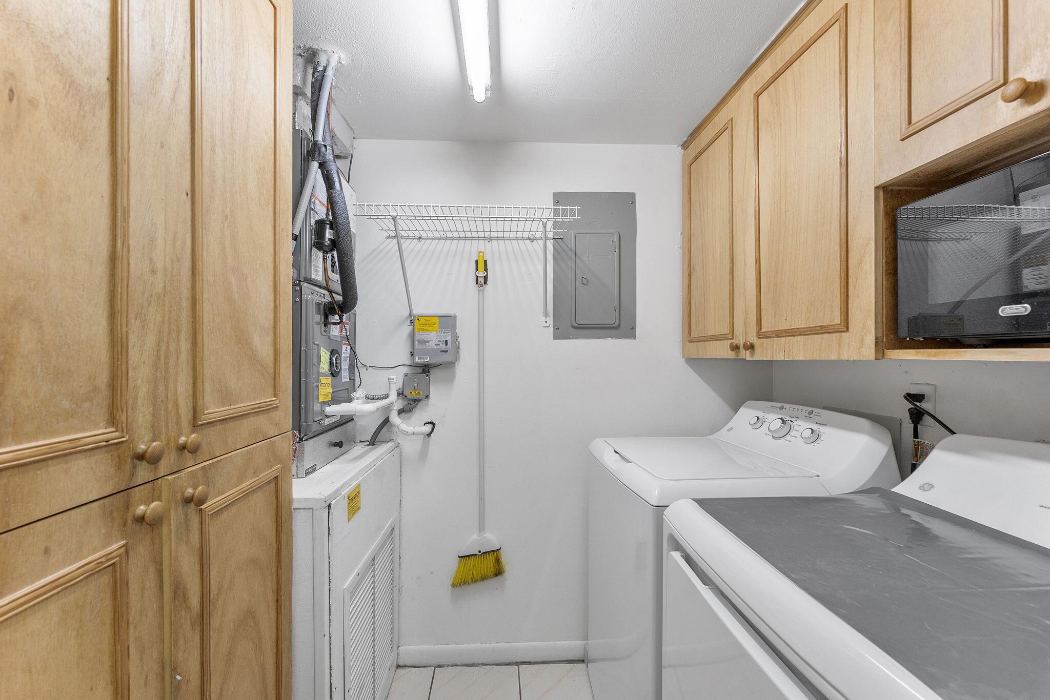 PINE RIDGE SOUTH III COND - Residential