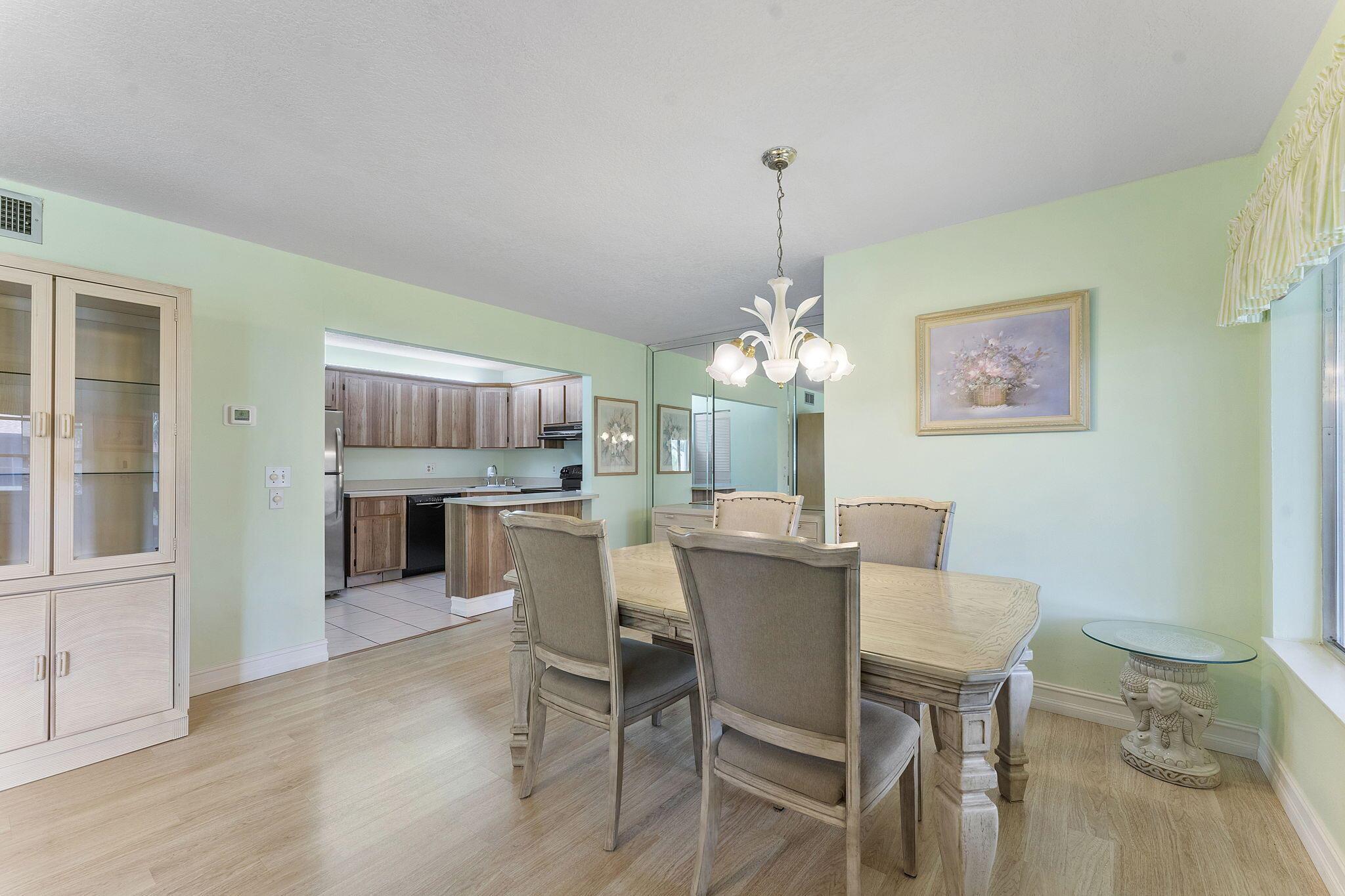 PINE RIDGE SOUTH III COND - Residential