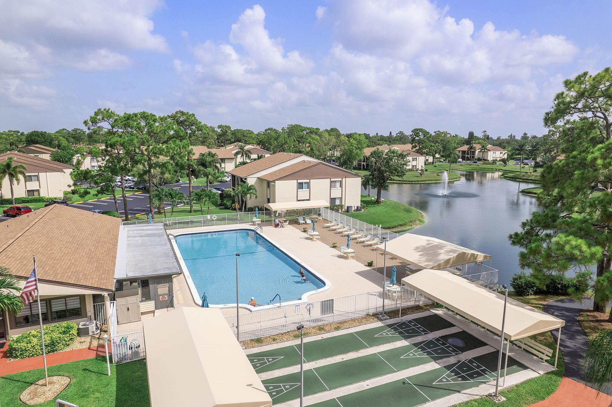 PINE RIDGE SOUTH III COND - Residential