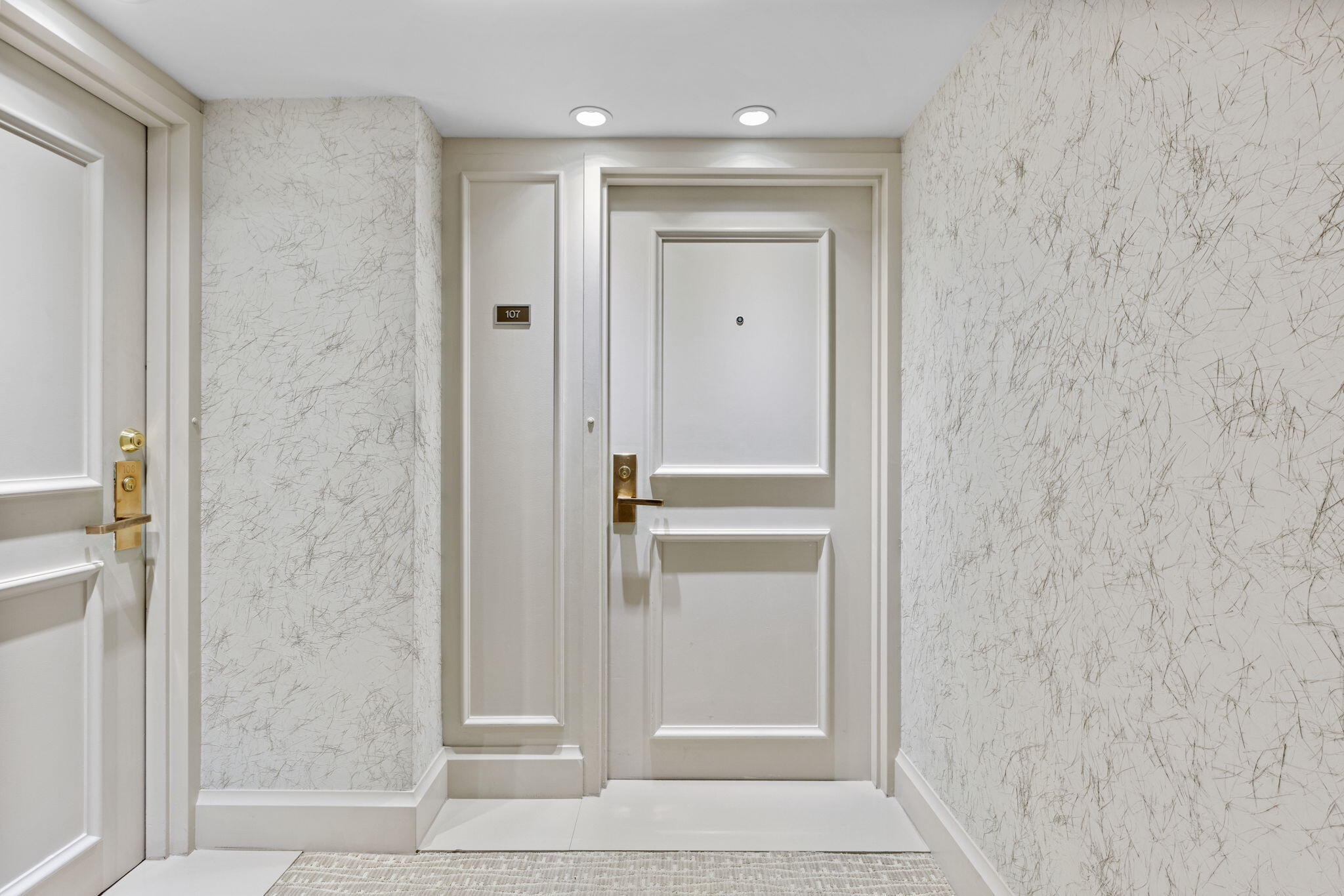 HALCYON OF PALM BEACH - Residential