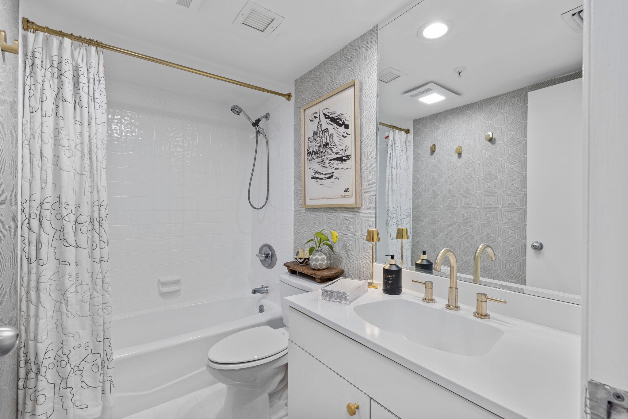 HALCYON OF PALM BEACH - Residential