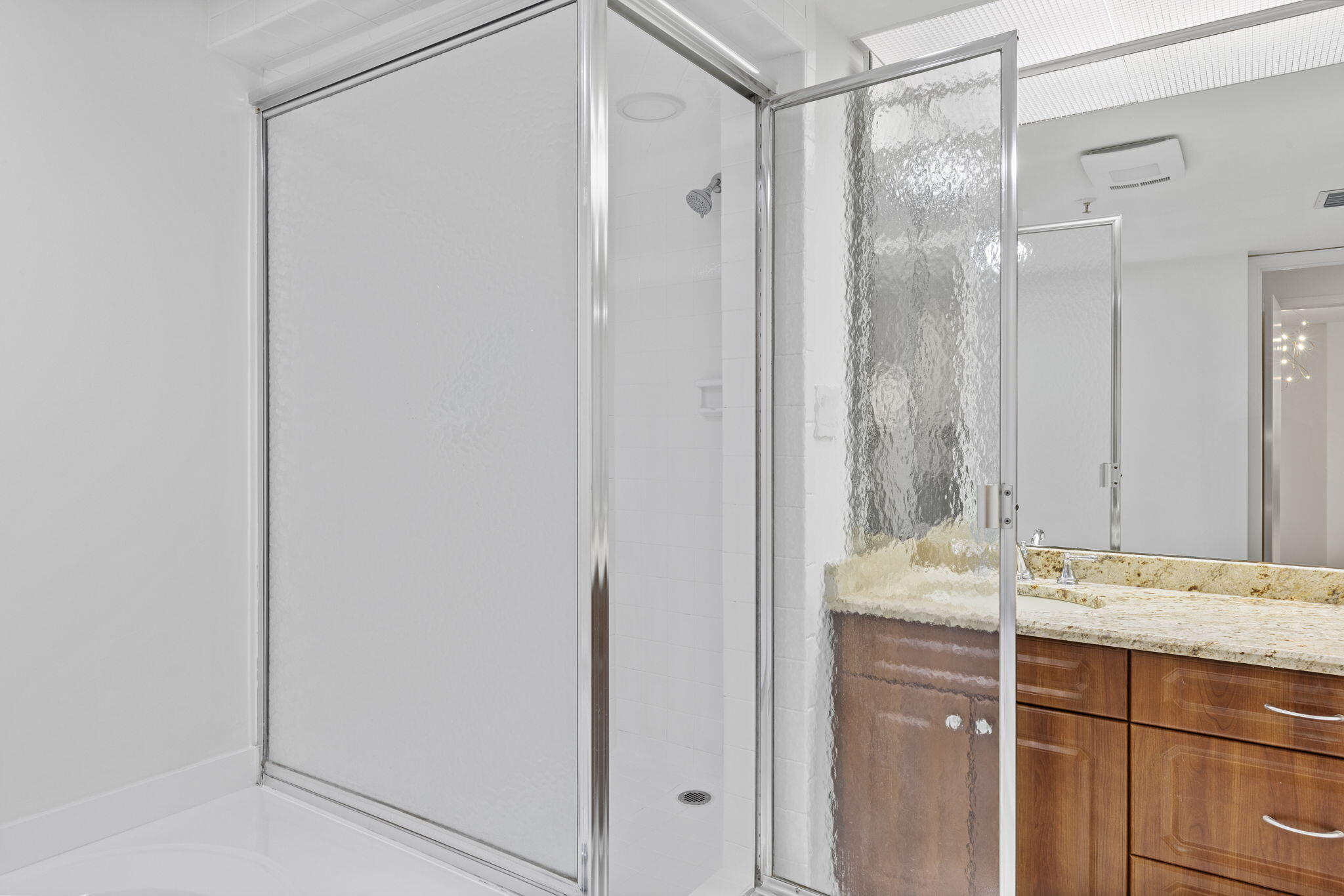 HALCYON OF PALM BEACH - Residential