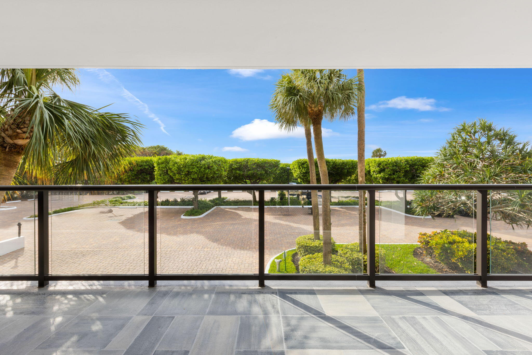 HALCYON OF PALM BEACH - Residential