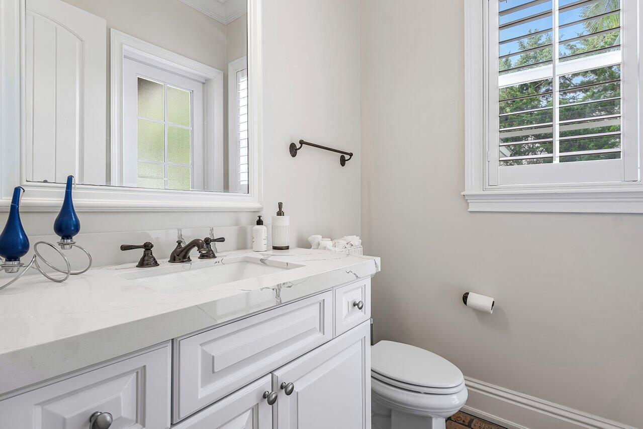 PINE VIEW ESTATES - Residential