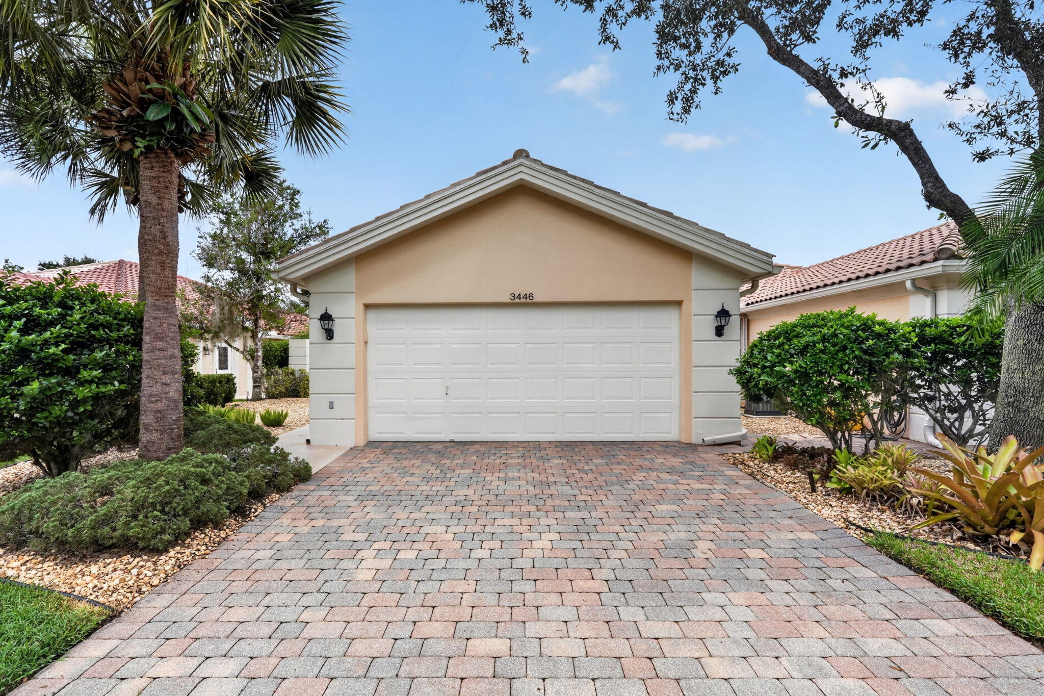 3446 SE GLACIER Terrace