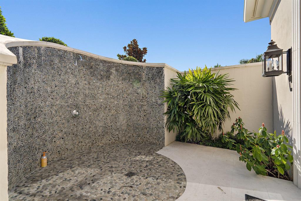 OLD PALM 3 - Residential