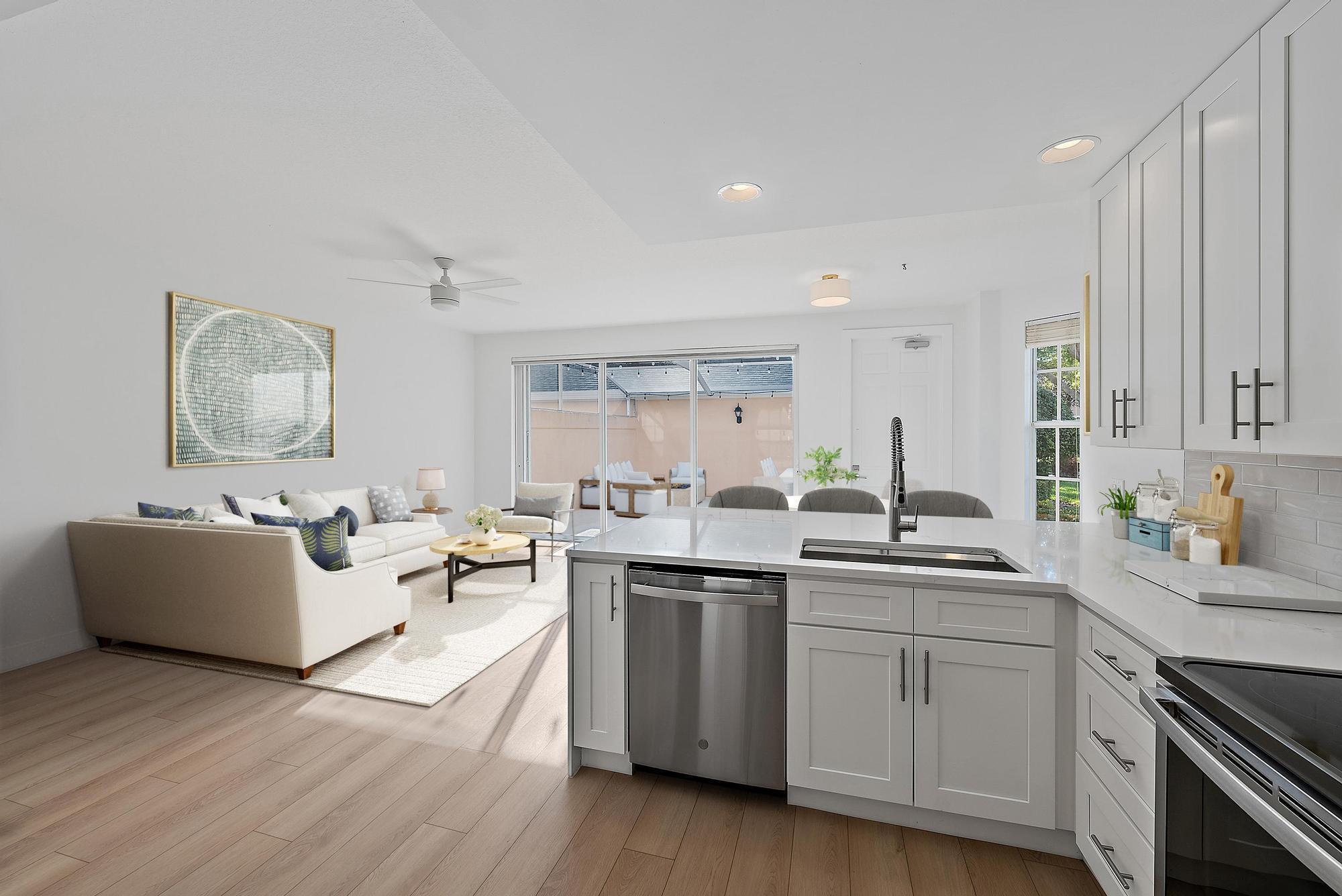 CAMBRIDGE AT ABACOA - Residential