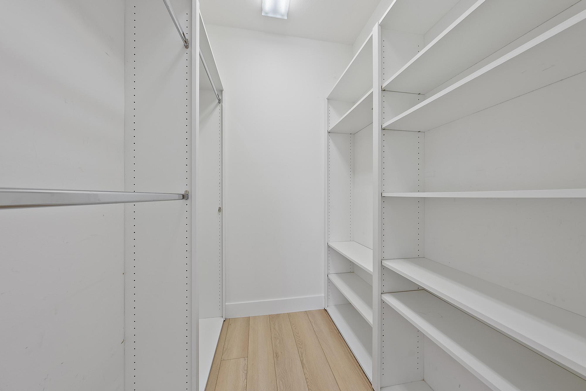 CAMBRIDGE AT ABACOA - Residential