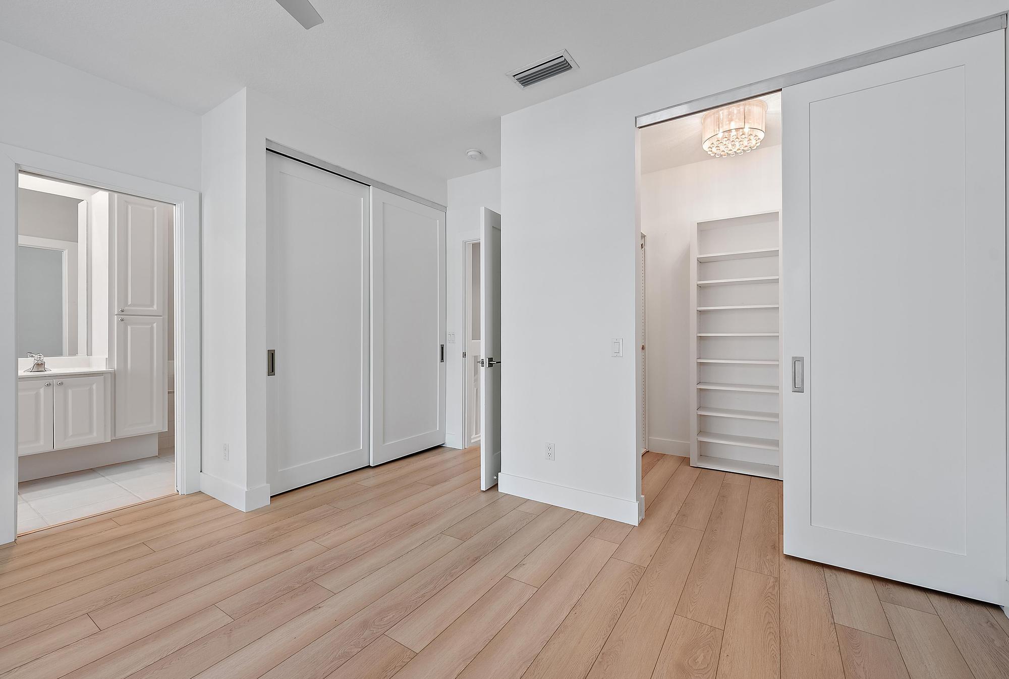 CAMBRIDGE AT ABACOA - Residential