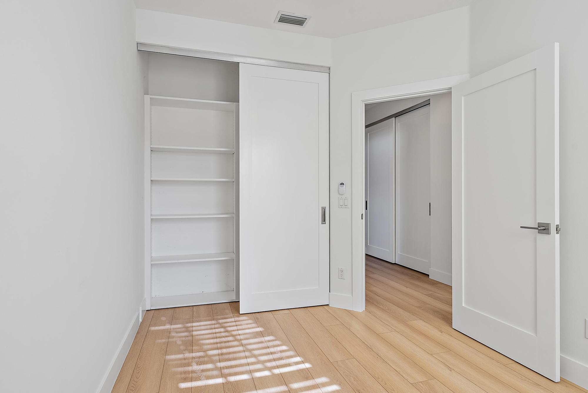 CAMBRIDGE AT ABACOA - Residential