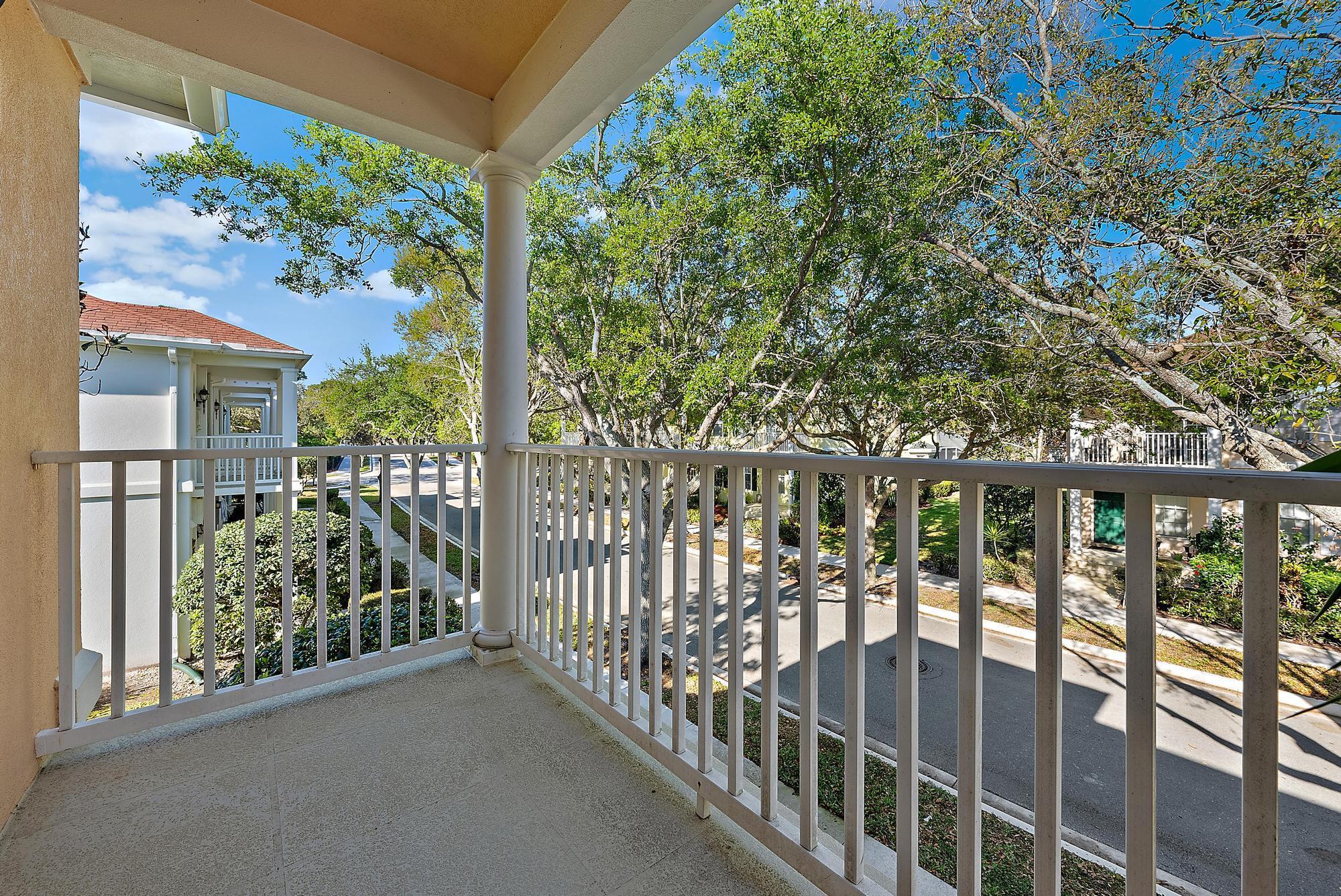 CAMBRIDGE AT ABACOA - Residential