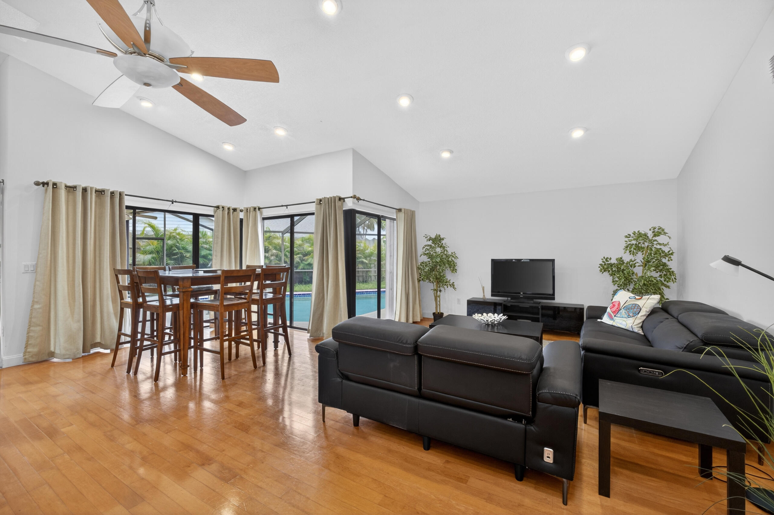 1773 Wiltshire Village Drive