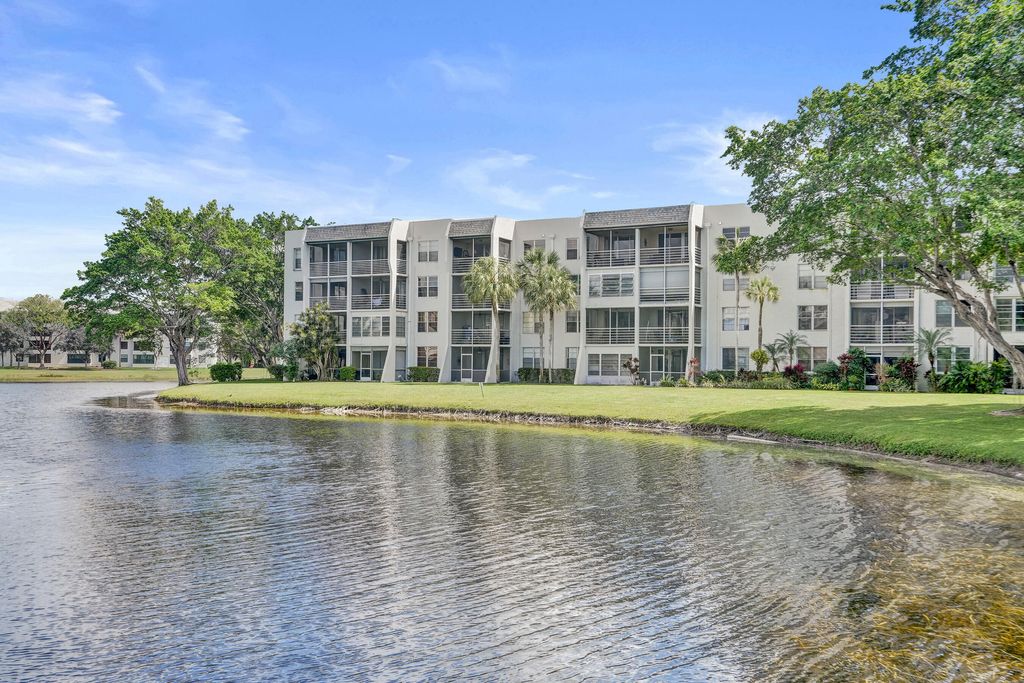 Photo of 9311 Orange Grove Drive, Davie, FL 33324 (MLS # B26004944)