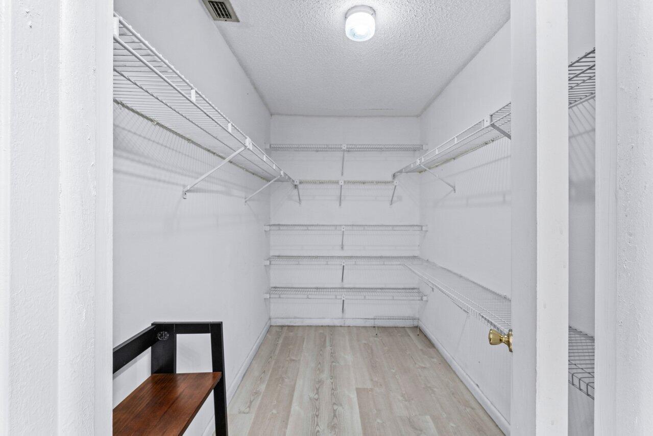 FOREST GROVE PATIO HOMES - Residential Lease