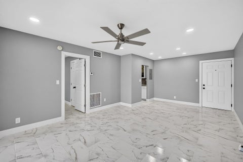 Tiny photo for 3040 NE 16th Avenue #110, Oakland Park, FL 33334 (MLS # B26074867)