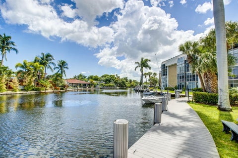 Tiny photo for 3040 NE 16th Avenue #110, Oakland Park, FL 33334 (MLS # B26074867)