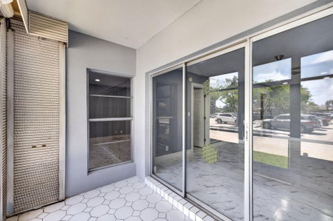 Tiny photo for 3040 NE 16th Avenue #110, Oakland Park, FL 33334 (MLS # B26074867)