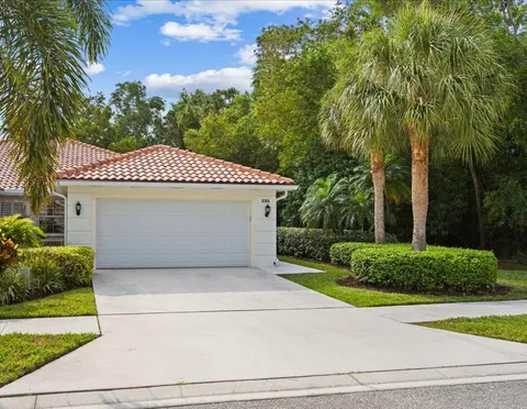 8365 SE Double Tree Drive, Hobe Sound, FL MLS: R11085275